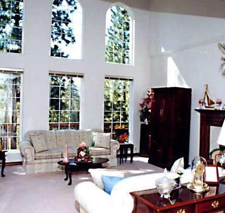 River Cove Elegant Waterfront Bed & Breakfast Post Falls Interiør billede