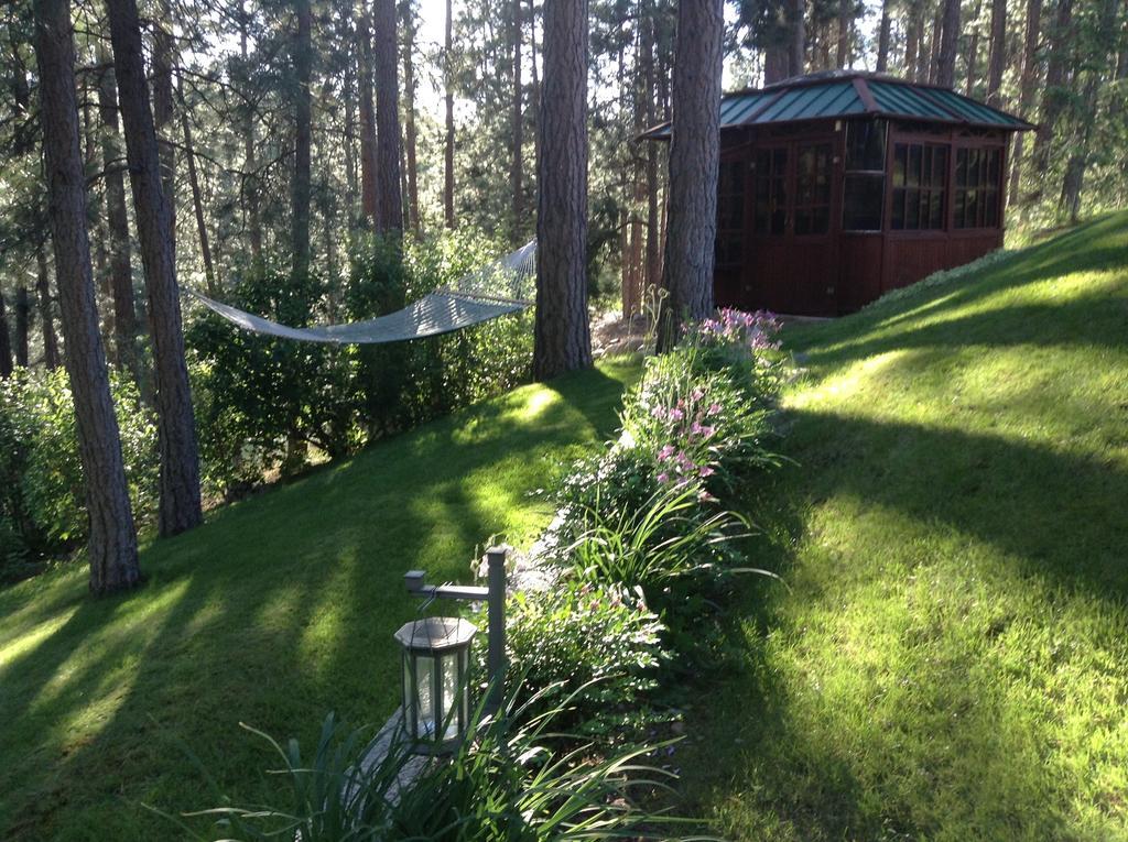 River Cove Elegant Waterfront Bed & Breakfast Post Falls Eksteriør billede