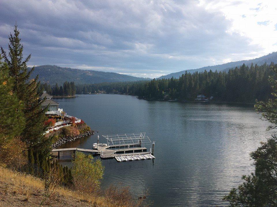 River Cove Elegant Waterfront Bed & Breakfast Post Falls Eksteriør billede