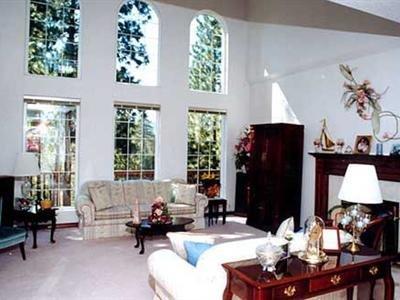 River Cove Elegant Waterfront Bed & Breakfast Post Falls Eksteriør billede