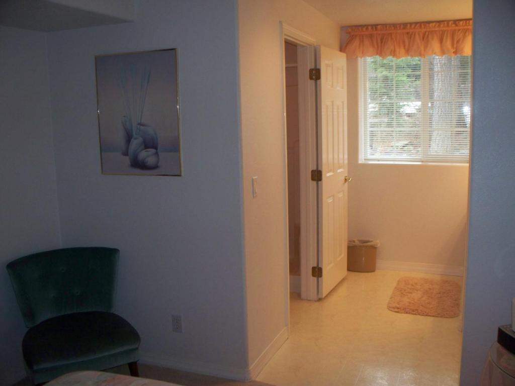 River Cove Elegant Waterfront Bed & Breakfast Post Falls Værelse billede